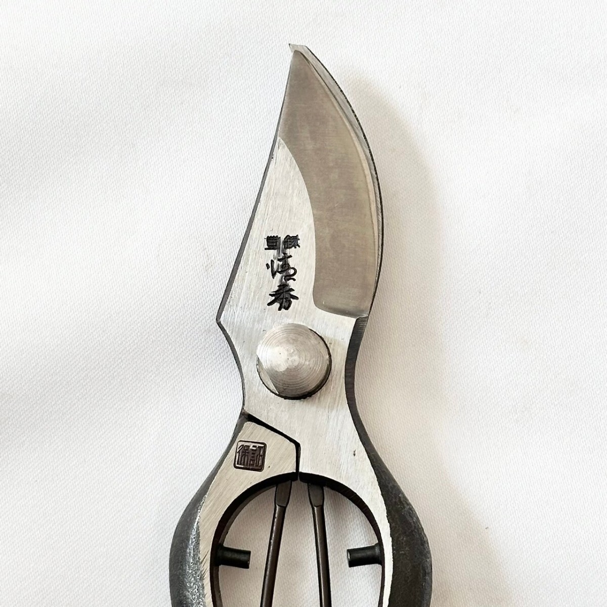 Секатор кованный Kiyohide, Тип B, 180 мм