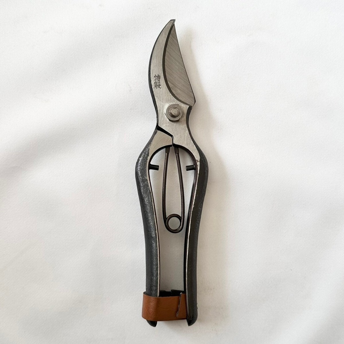 Секатор кованный Kiyohide, Тип B, 180 мм