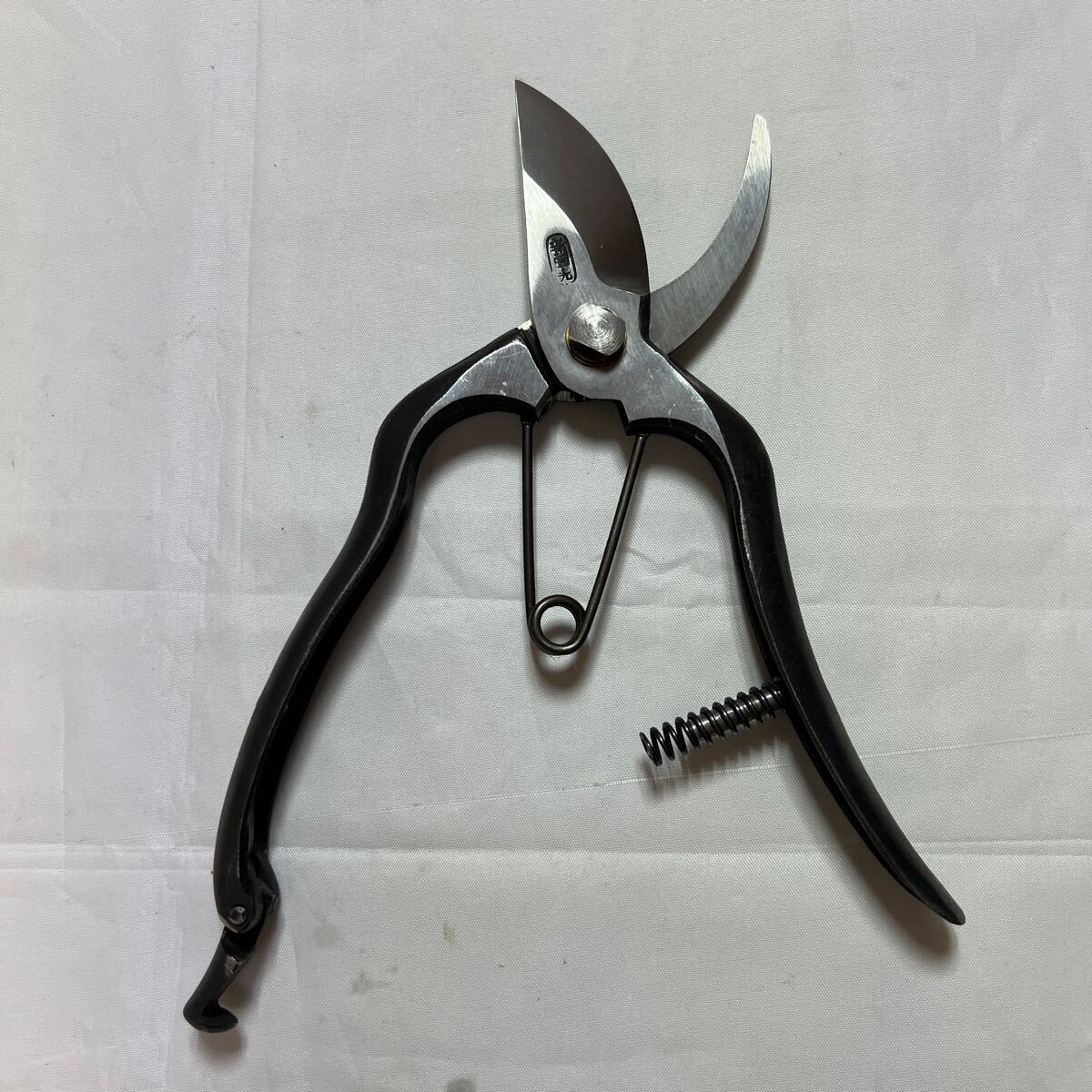 Секатор кованный Shin Kunimitsu 200 mm, с амортизацией, тип F